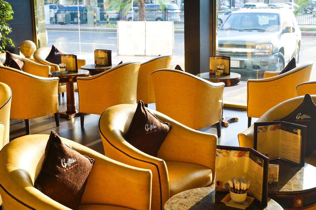 Mansour Plaza Hotel Apartments Dammam Bagian luar foto