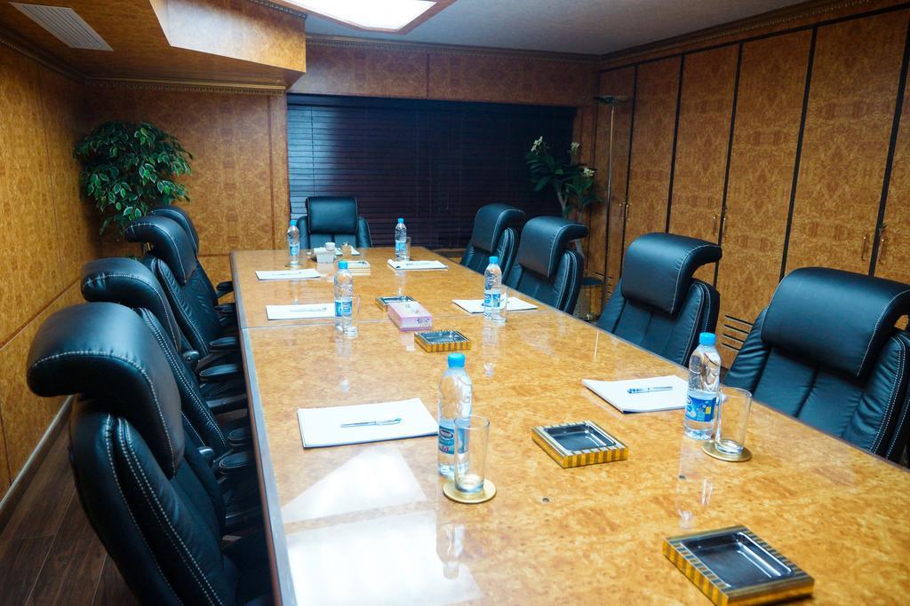 Mansour Plaza Hotel Apartments Dammam Bagian luar foto