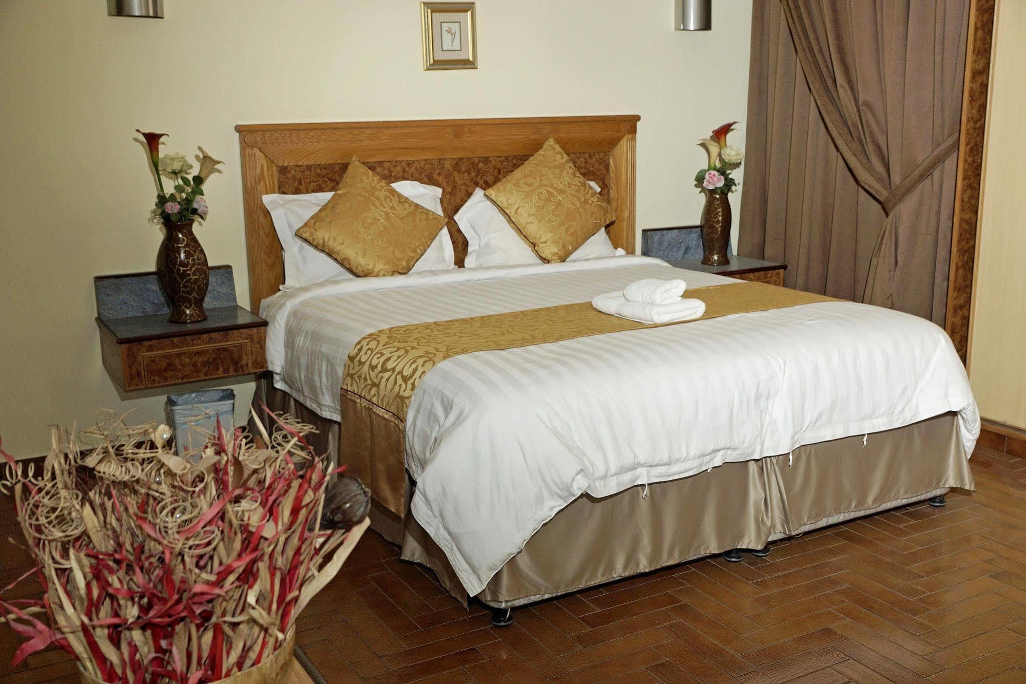 Mansour Plaza Hotel Apartments Dammam Bagian luar foto